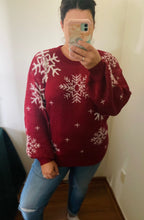 Load image into Gallery viewer, Let it snow Sweater
