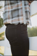 Load image into Gallery viewer, Ambrosia Plaid Button up
